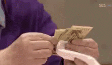 48d74fb3b95188fd2bd4bb647b3add9a_1584244234_1365.gif