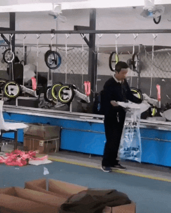 2887388519_D1tL9epT_9128c740a4c8feef8a0b90944e39dfecf59a15f2.gif